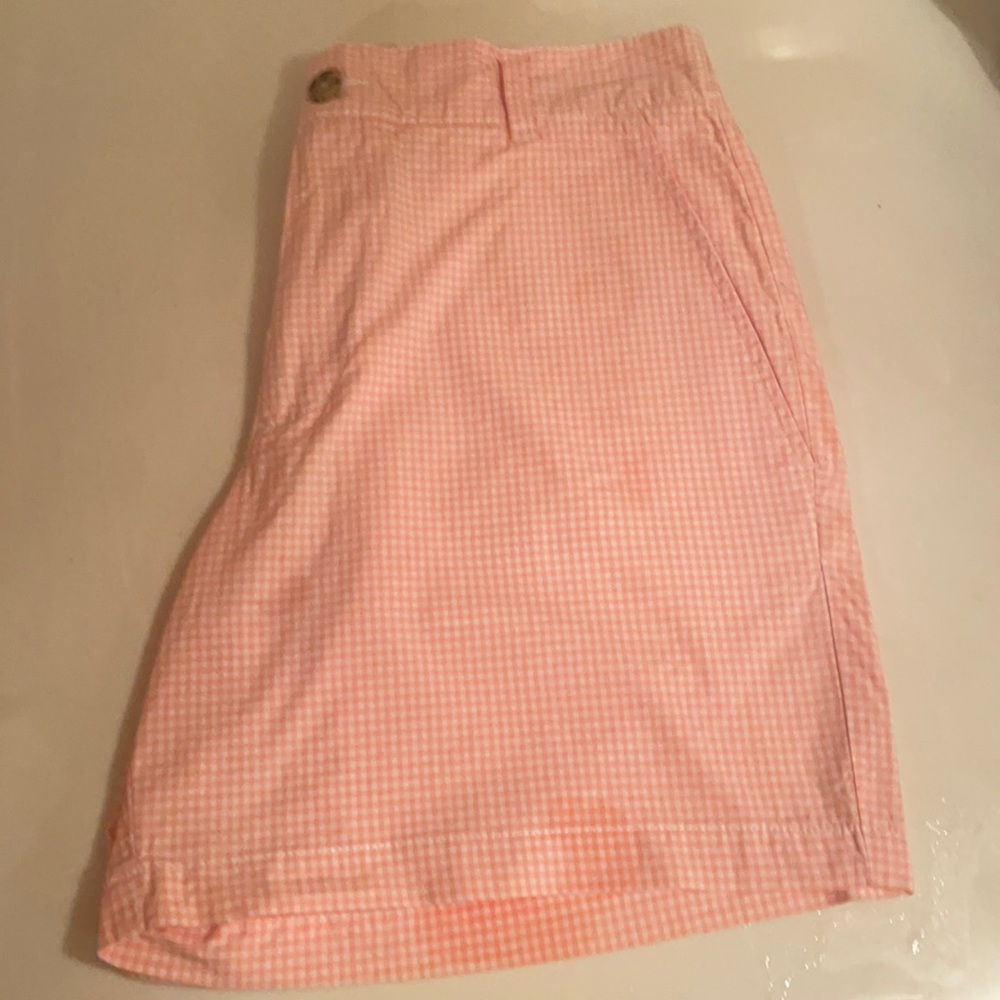 Men’s Southern Proper pink gingham shorts. 6”